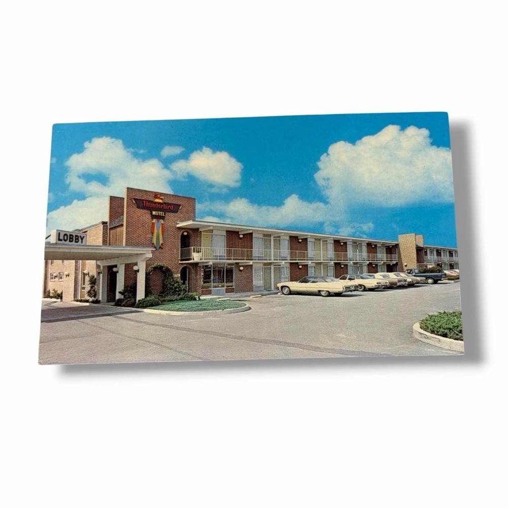Postcard Thunderbird Motel Tifton Georgia Chrome Card I232